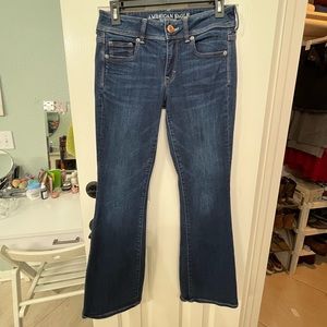 American Eagle Kick boot jeans size 4 short